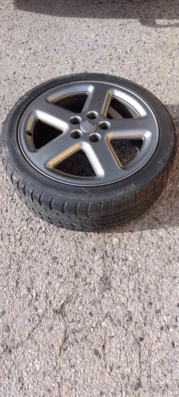 AUDI S4 B6 4.2 V8 QUATTRO KOMBI - foto 2