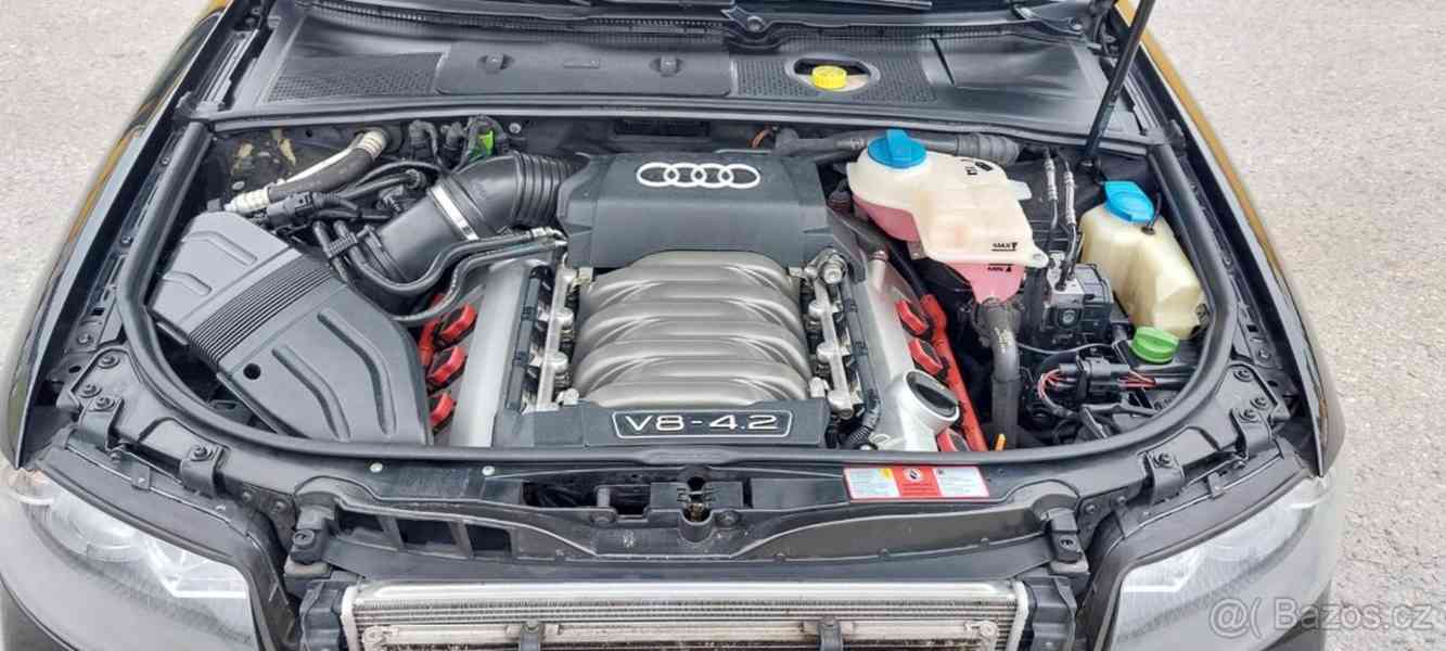 AUDI S4 B6 4.2 V8 QUATTRO KOMBI - foto 7