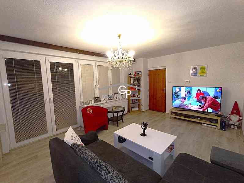 Pronájem RD 5+1 s garáží a zahradou, Včelná u ČB - foto 4