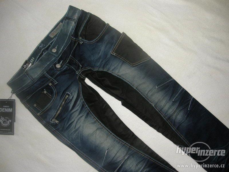 Luxusní prpracované modročerné jeansy - NOVÉ - 30 - foto 2
