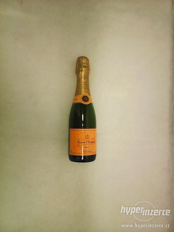 Dekorační zátkovaná lahev Champagne 0,35l. - foto 1