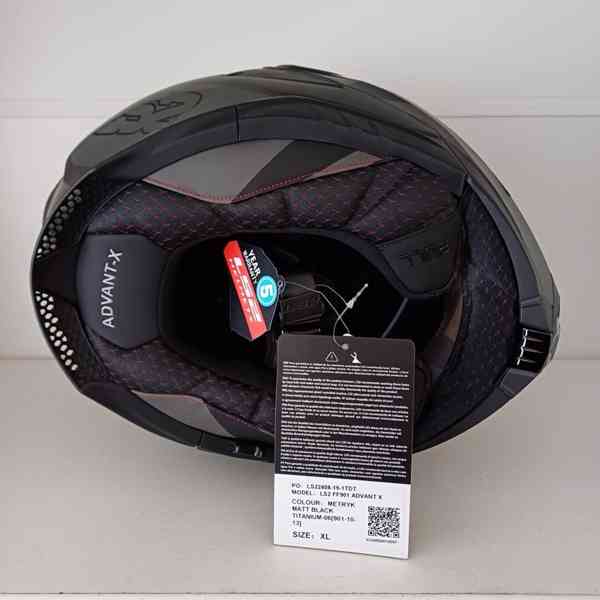 Silniční překlápěcí přilba LS2 Advant METRYK X - foto 9