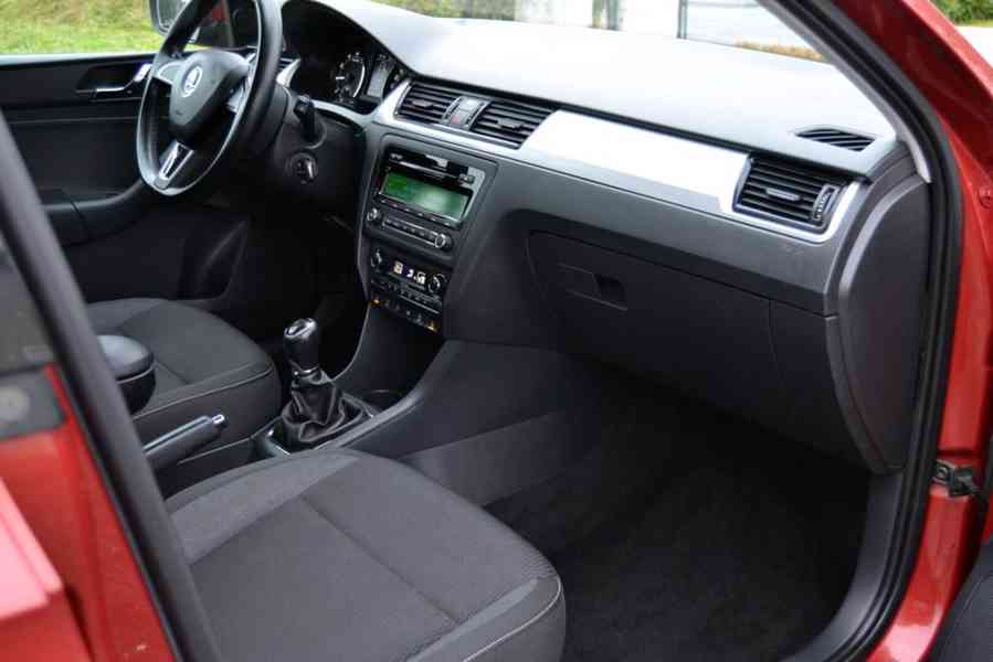 Škoda Rapid 1.2 TSI 77kW Ambition - foto 11