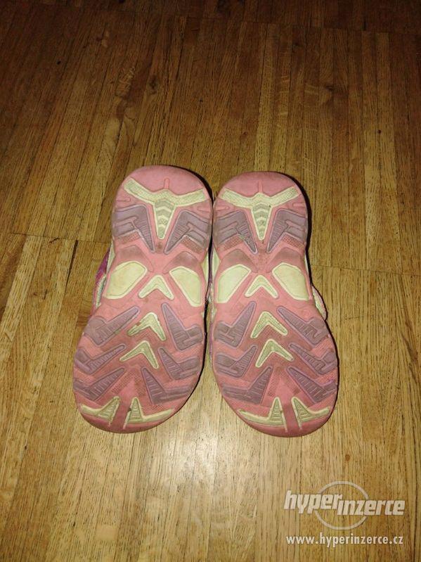 sadnále sandálky růžové vel 23 - foto 2