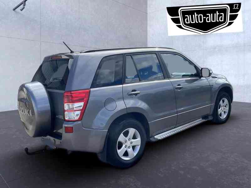 Suzuki Grand Vitara 2.0i Comfort benzín 103kw - foto 19