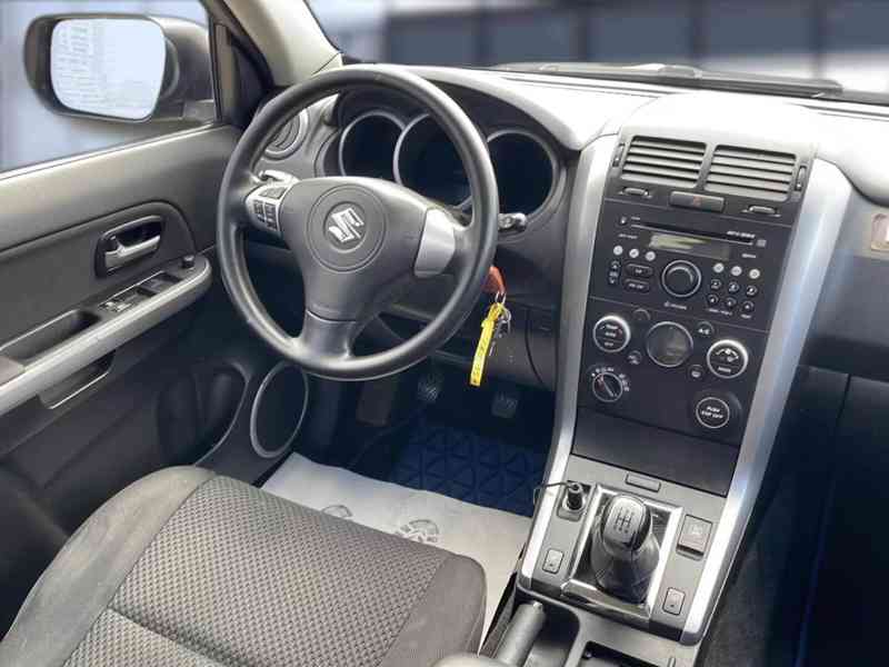 Suzuki Grand Vitara 2.0i Comfort benzín 103kw - foto 9