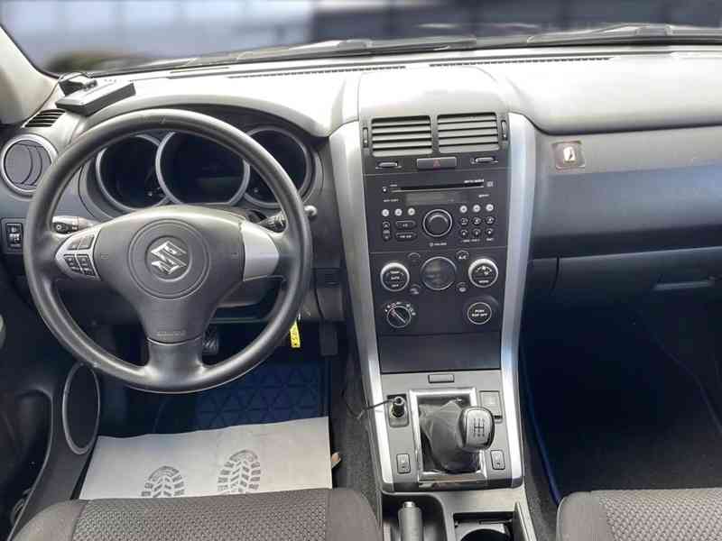 Suzuki Grand Vitara 2.0i Comfort benzín 103kw - foto 8