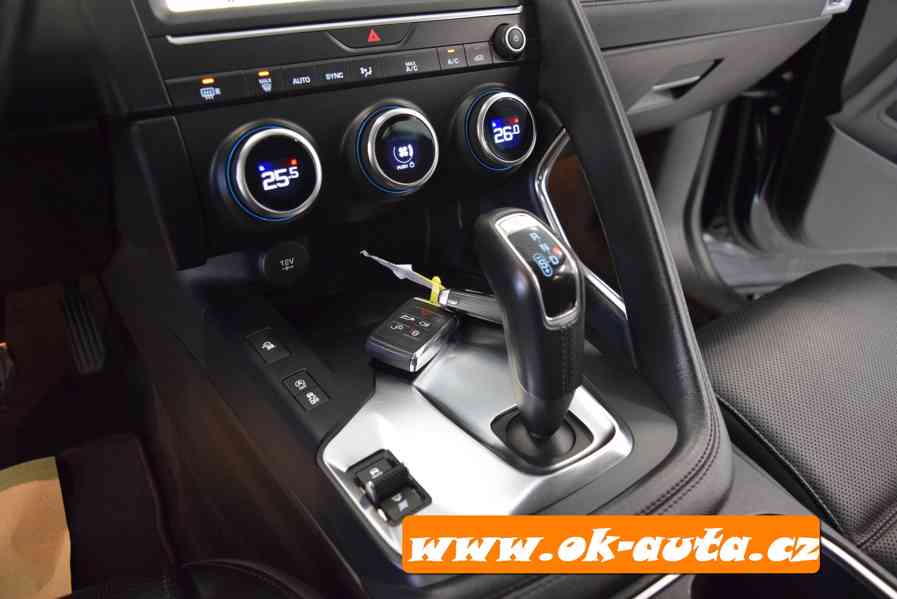 Jaguar E-Pace 2.0 D AWD 92 000 KM 2020-DPH - foto 16