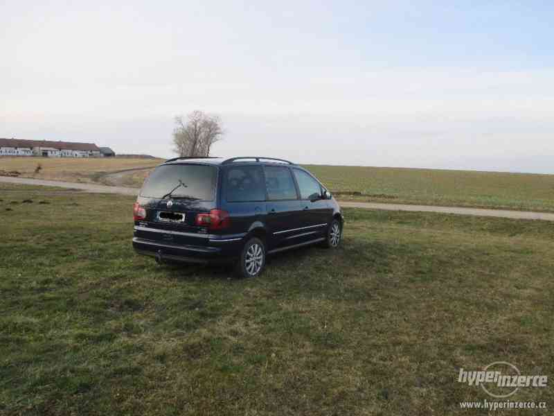 Volkswagen Sharan 1.9TDI 85KW BUSINESS 4MOTION - foto 4