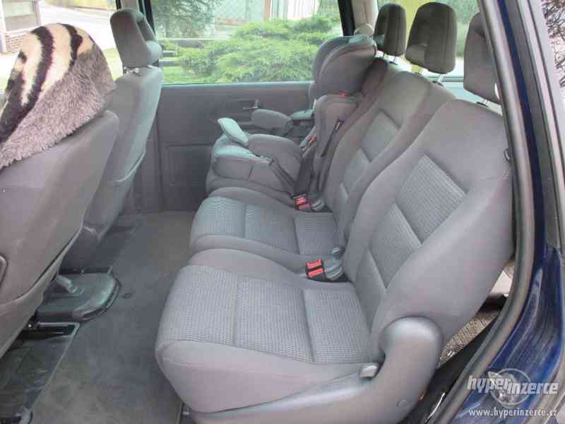 Volkswagen Sharan 1.9TDI 85KW BUSINESS 4MOTION - foto 9