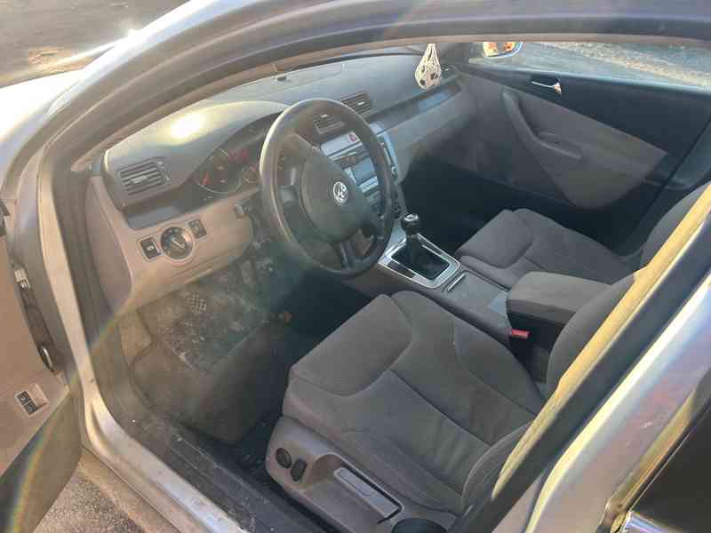 VW Passat B6 2,0TDI 103KW typ BKP prodám díly - foto 5