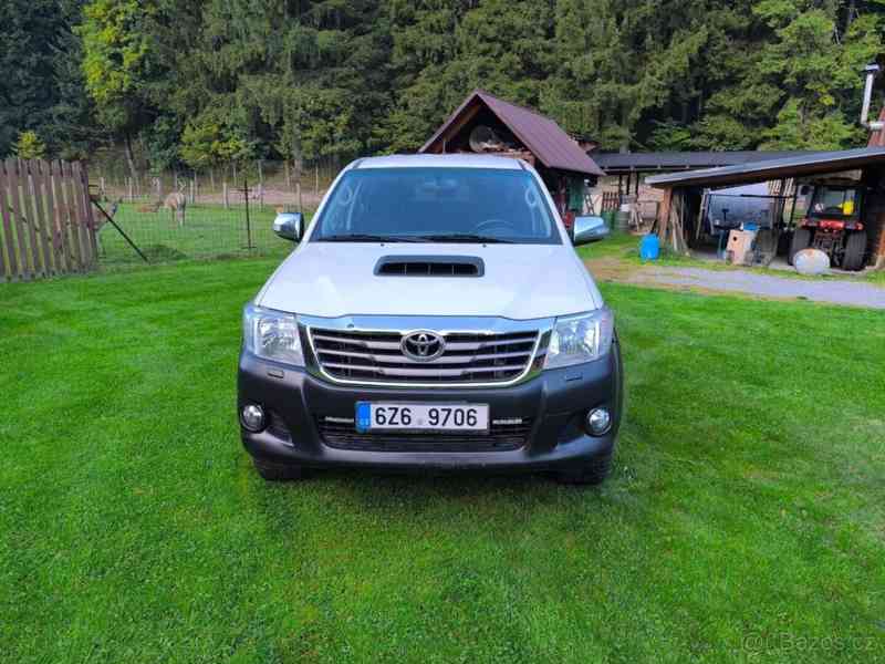 Toyota Hilux 3,0   D - foto 3