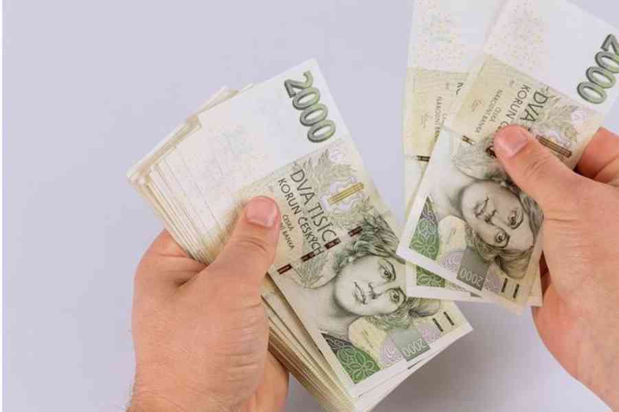 SOUKROMÉ PŮJČKY A FINANČNÍ ŘEŠENÍ