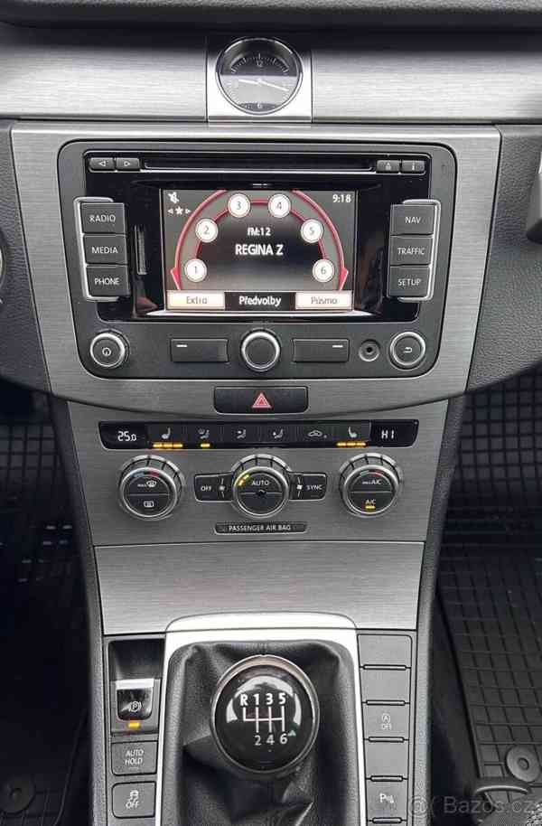 Volkswagen Passat 2,0   B7 - foto 8