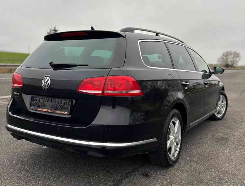 Volkswagen Passat 2,0   B7 - foto 17
