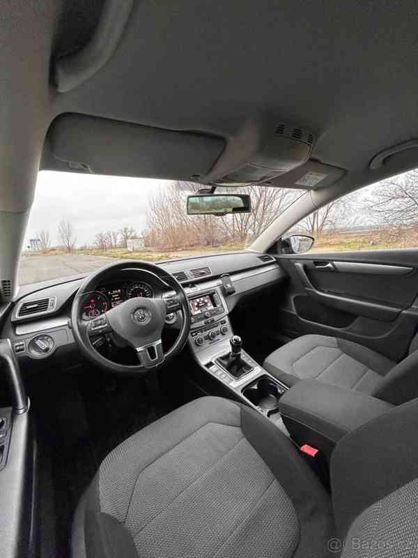 Volkswagen Passat 2,0   B7 - foto 11