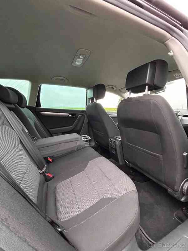 Volkswagen Passat 2,0   B7 - foto 15