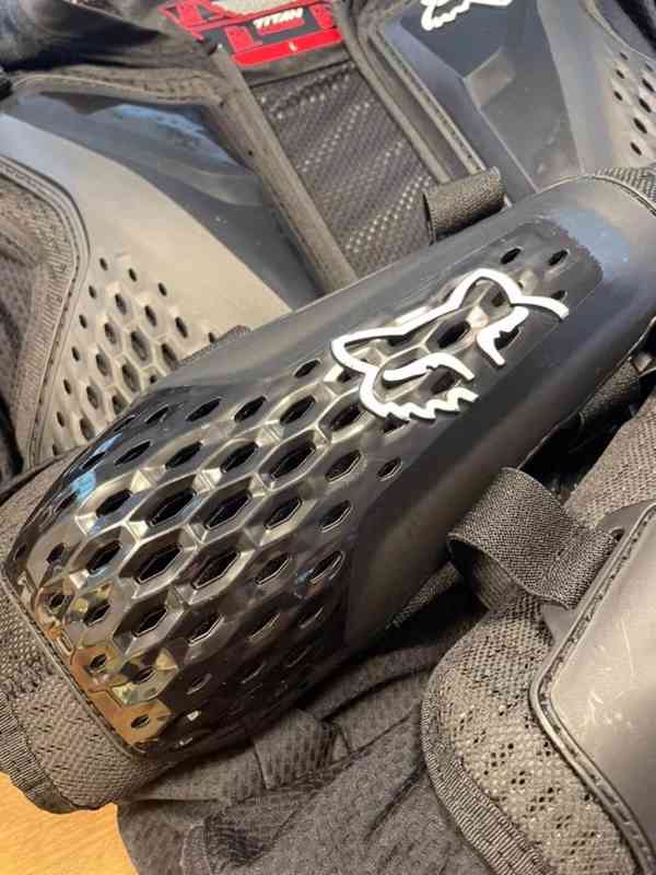 Motokrosový chránič Fox Titan Sport - foto 4