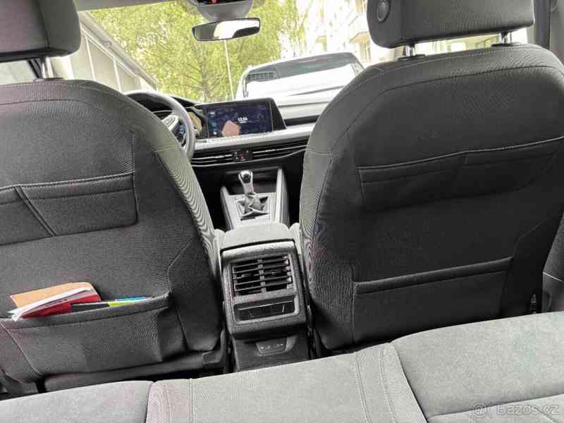 Volkswagen Golf Variant 1,5   TSI, 96kW, manuál, 2022 - foto 18