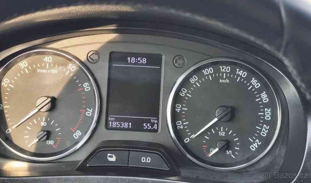 Škoda Rapid 1,2 tsi 77kw šest st. převod - foto 4