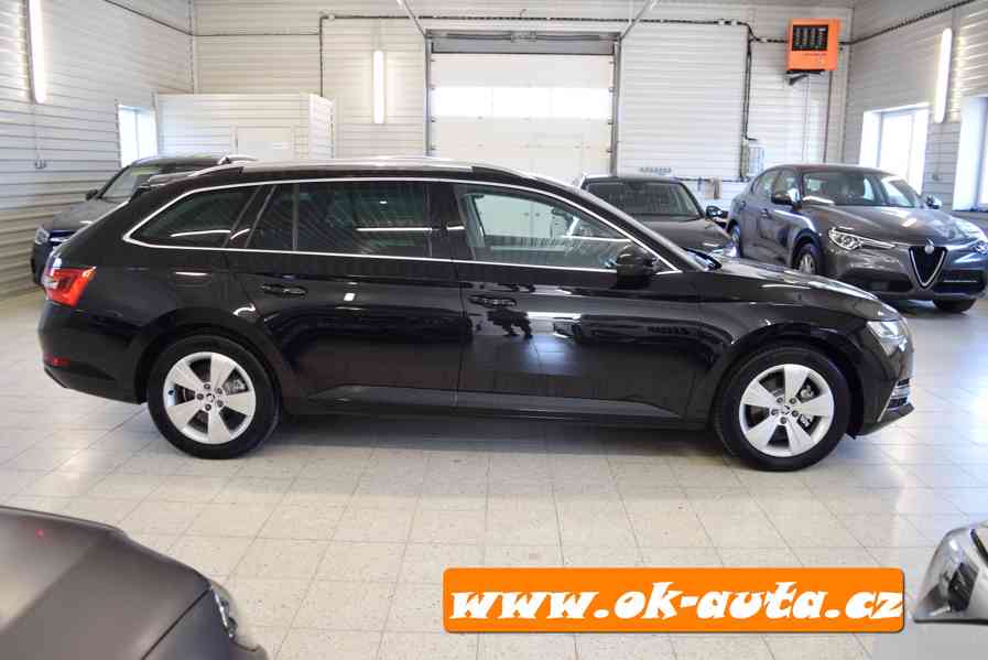 Škoda Superb 1.4 TSI IV DSG 160 kW RV 2020-DPH - foto 4