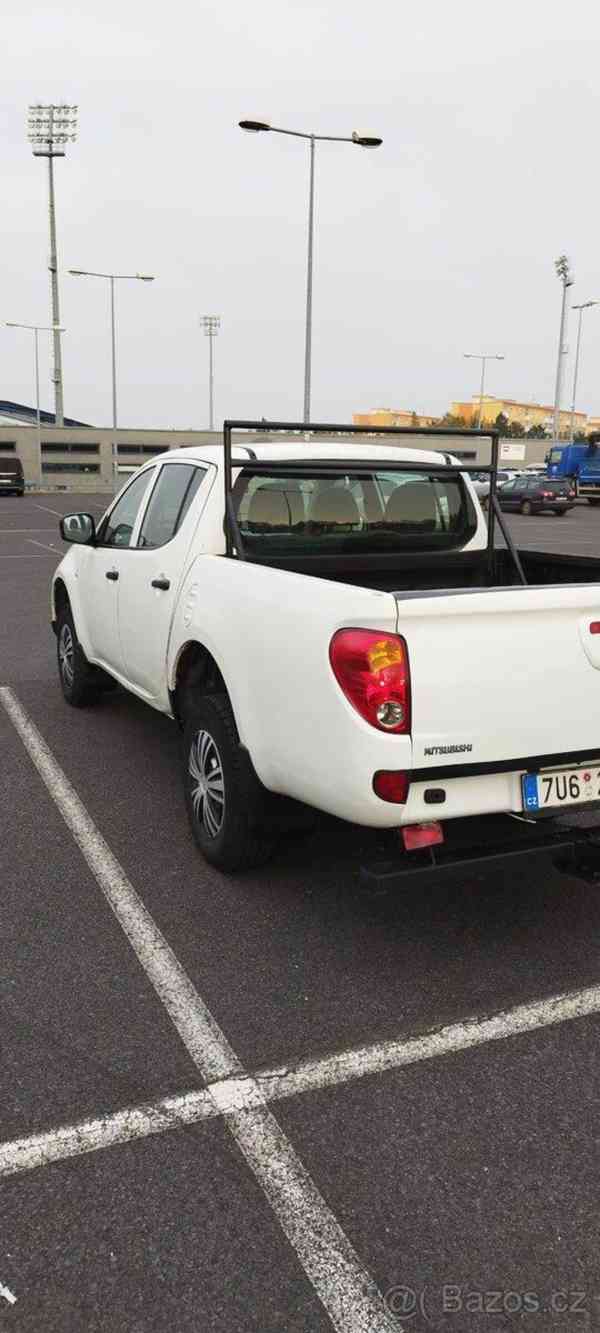 Mitsubishi L200 2,4   Mitsubishi L 200 - foto 8