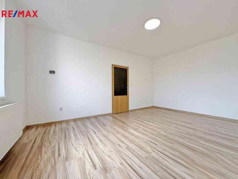 Pronájem bytu 1+1, 40 m² – Ostrava, ul. Newtonova - foto 4