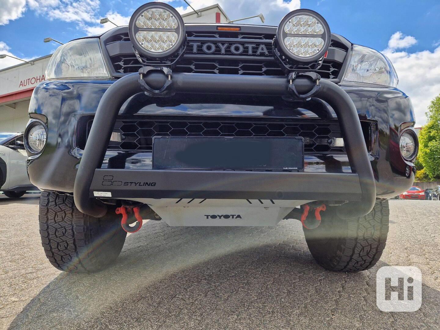 Toyota Hilux 2,5D 4D DC Life 4x4 106kw  - foto 1