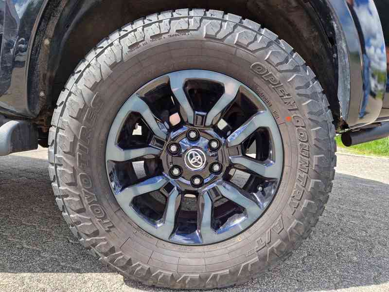 Toyota Hilux 2,5D 4D DC Life 4x4 106kw - foto 5