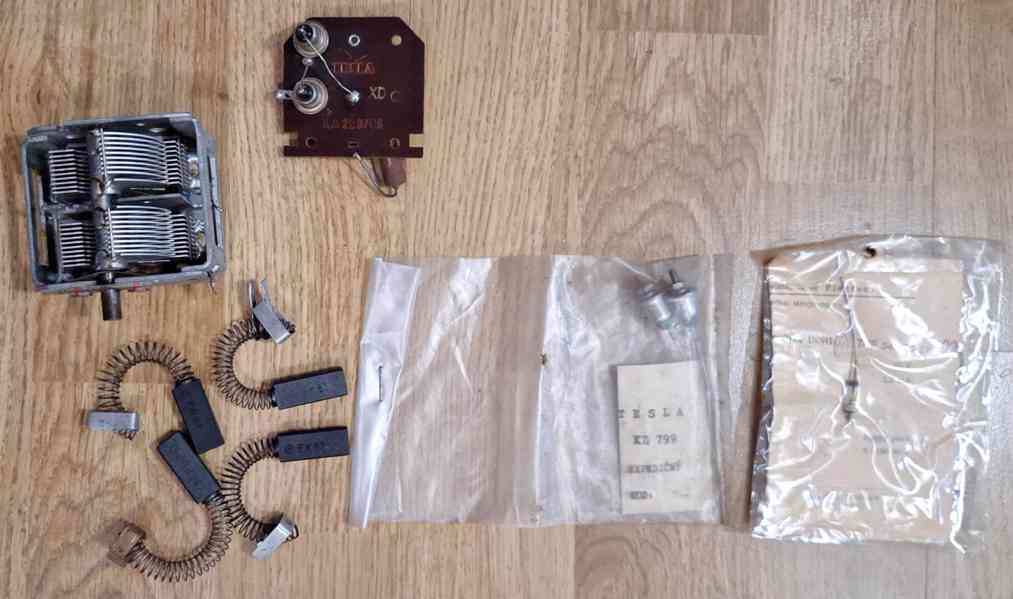 Elektronky a další součástky - foto 8