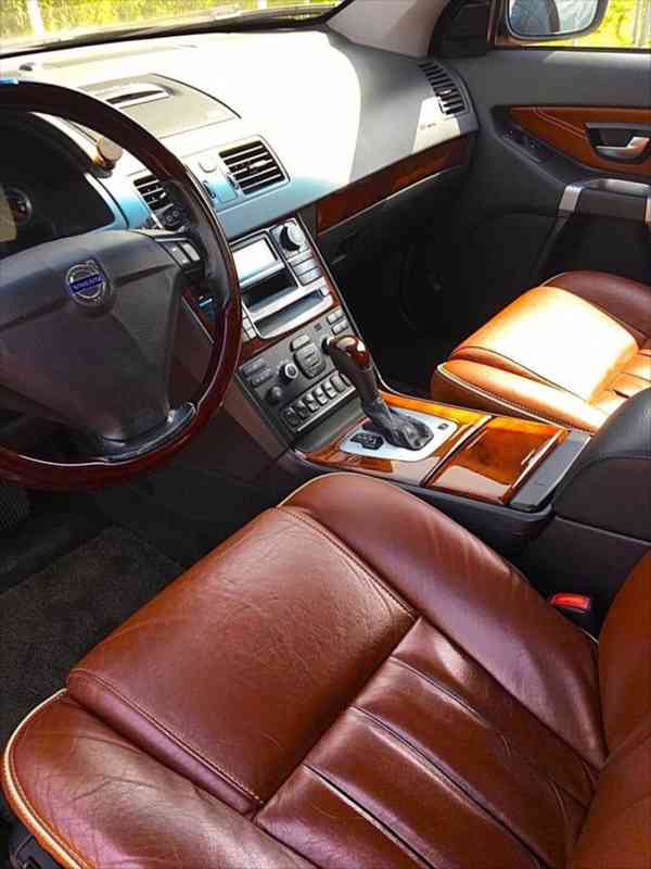 Volvo XC90 2,4 - foto 7