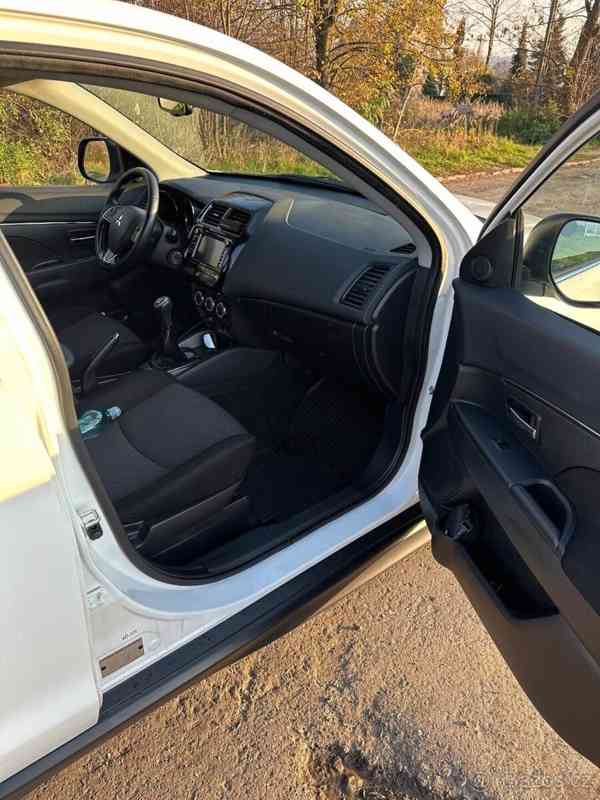 Mitsubishi ASX 1,6 2019 - foto 17