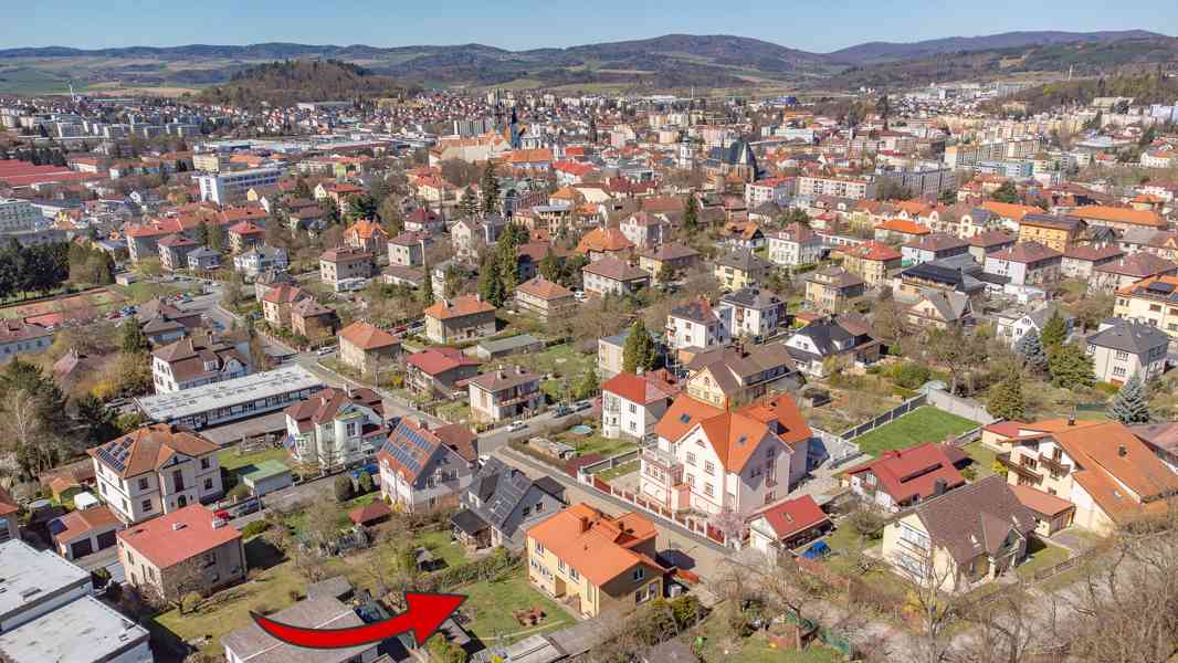 Prodej prostorného rodinného domu u parku v Klatovech - foto 45