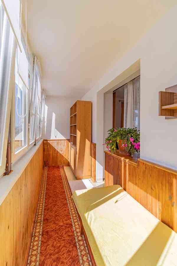 Prodej prostorného rodinného domu u parku v Klatovech - foto 31