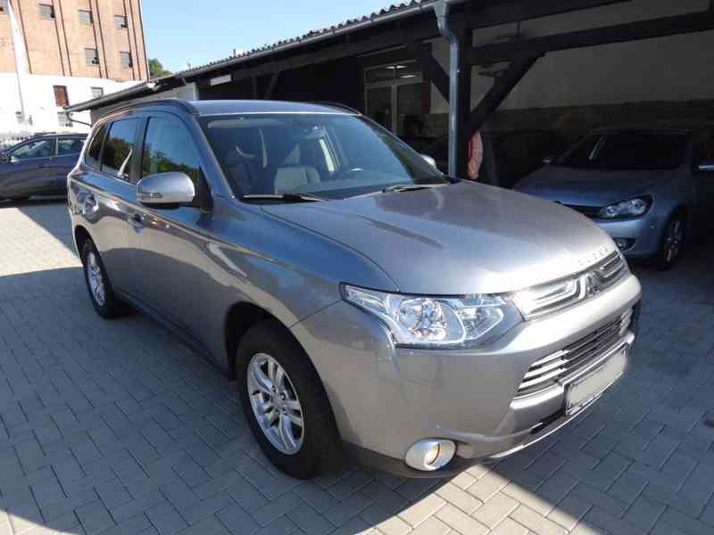 Mitsubishi Outlander 2.0i Invite ClearTec 4x2 benzín 110kw