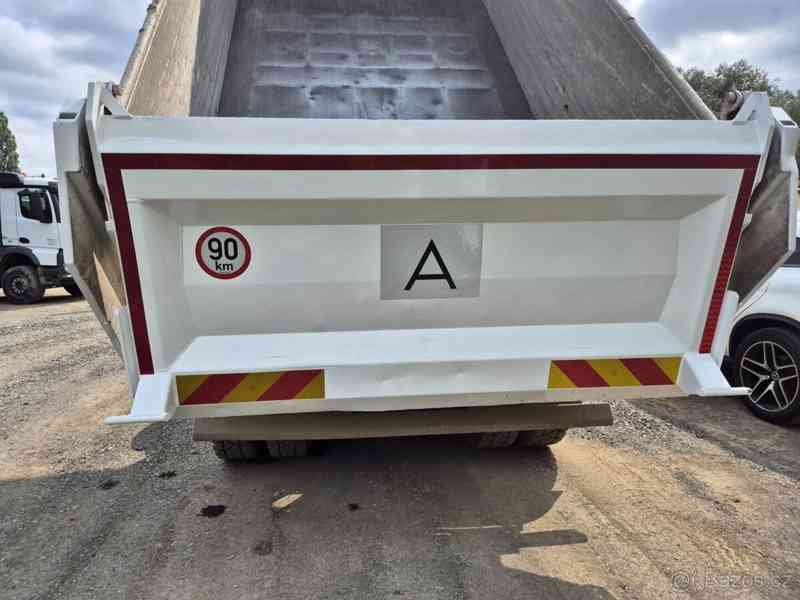 Mercedes-Benz Ostatní arocs 8x4 - foto 11