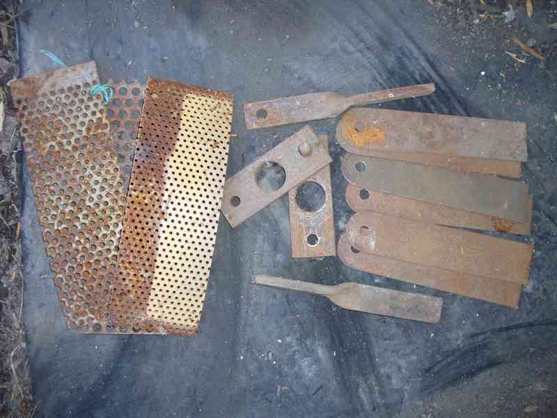 ŠROTOVNÍK  - foto 2