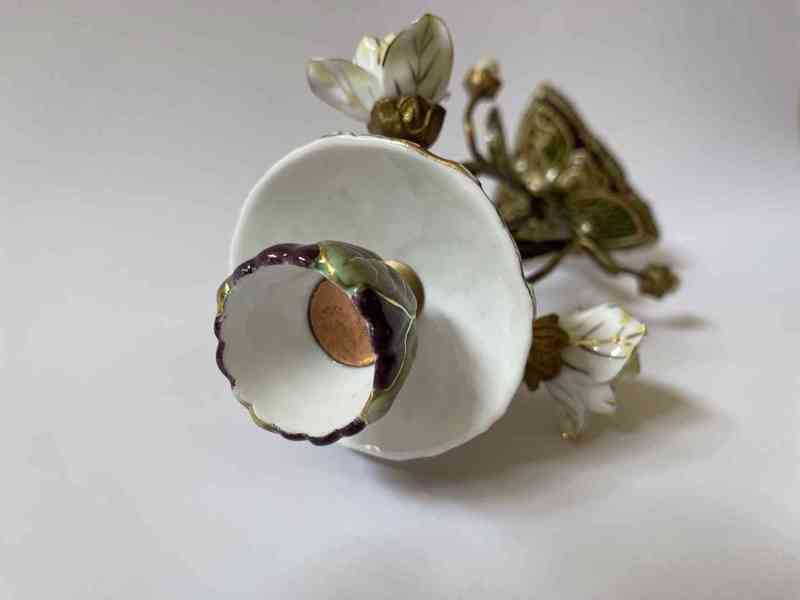 Secesní svícen porcelán mosaz - jednoplamenný - foto 7