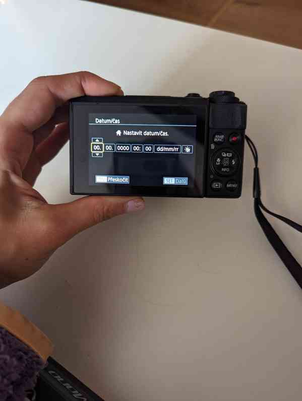 PowerShot G7 X Mark II + 16 GB karta + obal + Rollei Monopod - foto 5