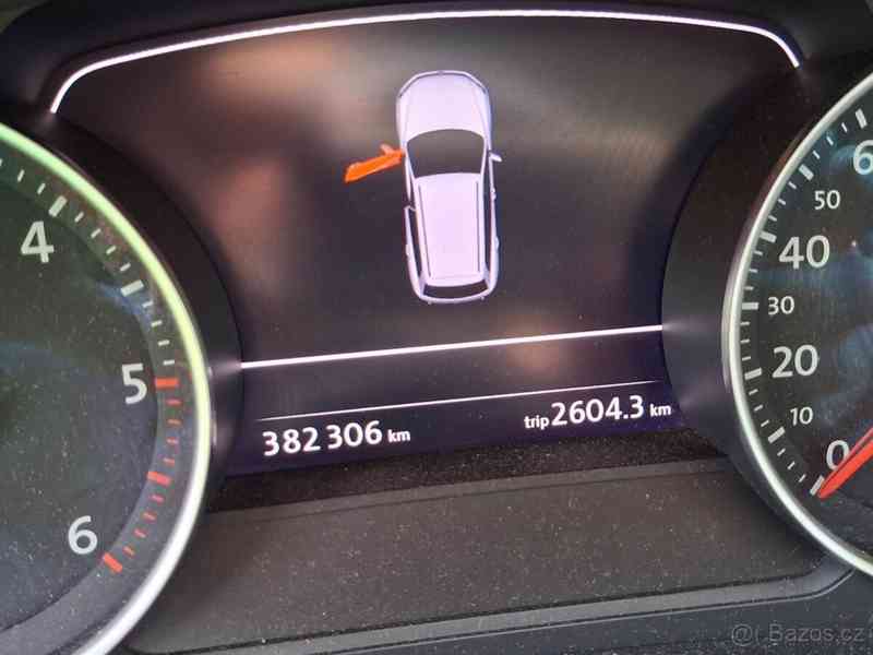Volkswagen Touareg 4,2   Prodam - foto 3