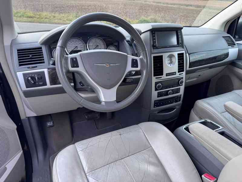 Chrysler Grand Voyager 2,8 CRDi Limited DVD 2010 - foto 17