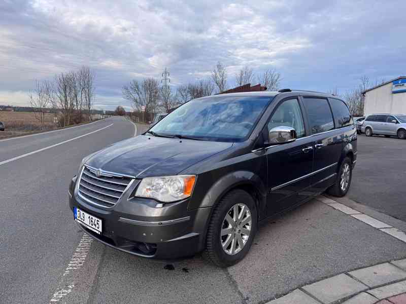 Chrysler Grand Voyager 2,8 CRDi Limited DVD 2010 - foto 2