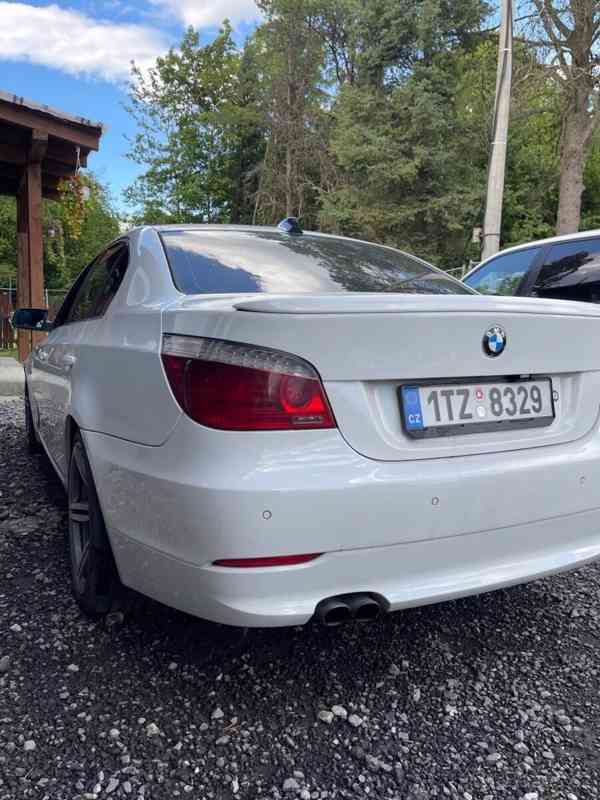 BMW Řada 5 3,0 E60 lci 530D 173kw - foto 3