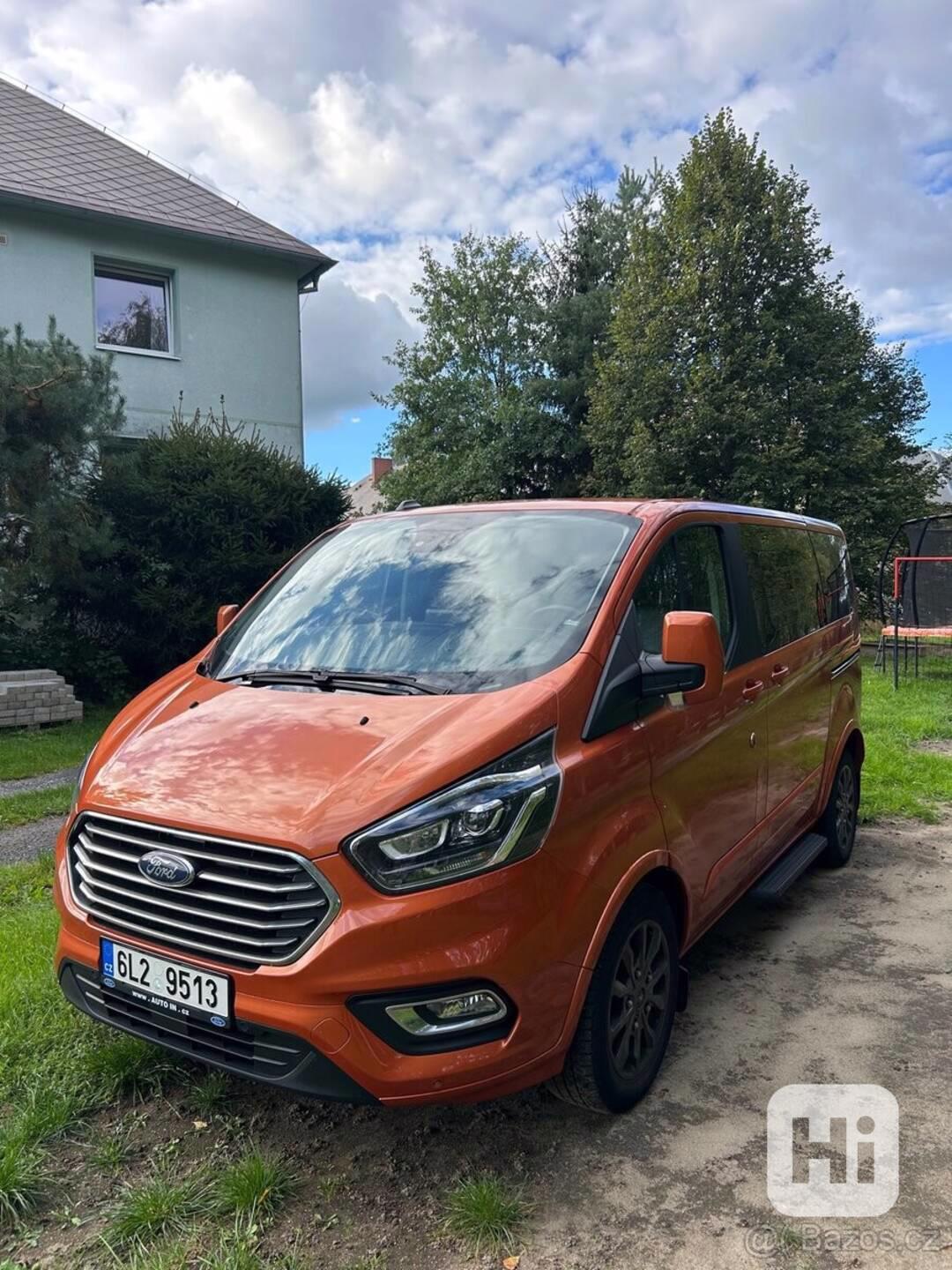 Ford Tourneo Custom 2,0   Titanium X L1 2022 136 kW - foto 1