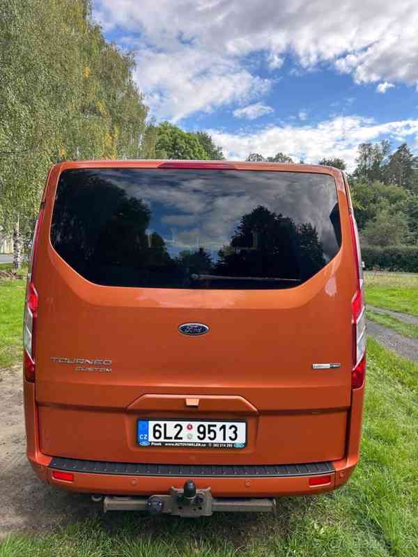 Ford Tourneo Custom 2,0   Titanium X L1 2022 136 kW - foto 13
