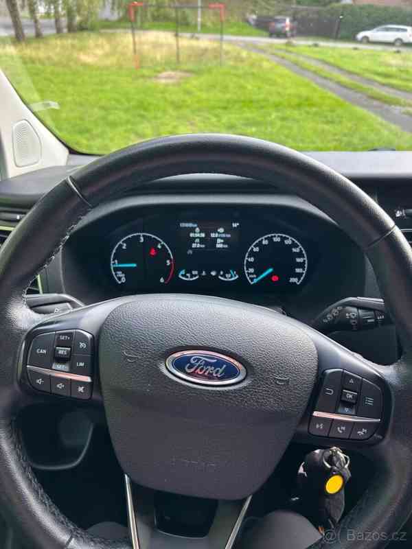 Ford Tourneo Custom 2,0   Titanium X L1 2022 136 kW - foto 6