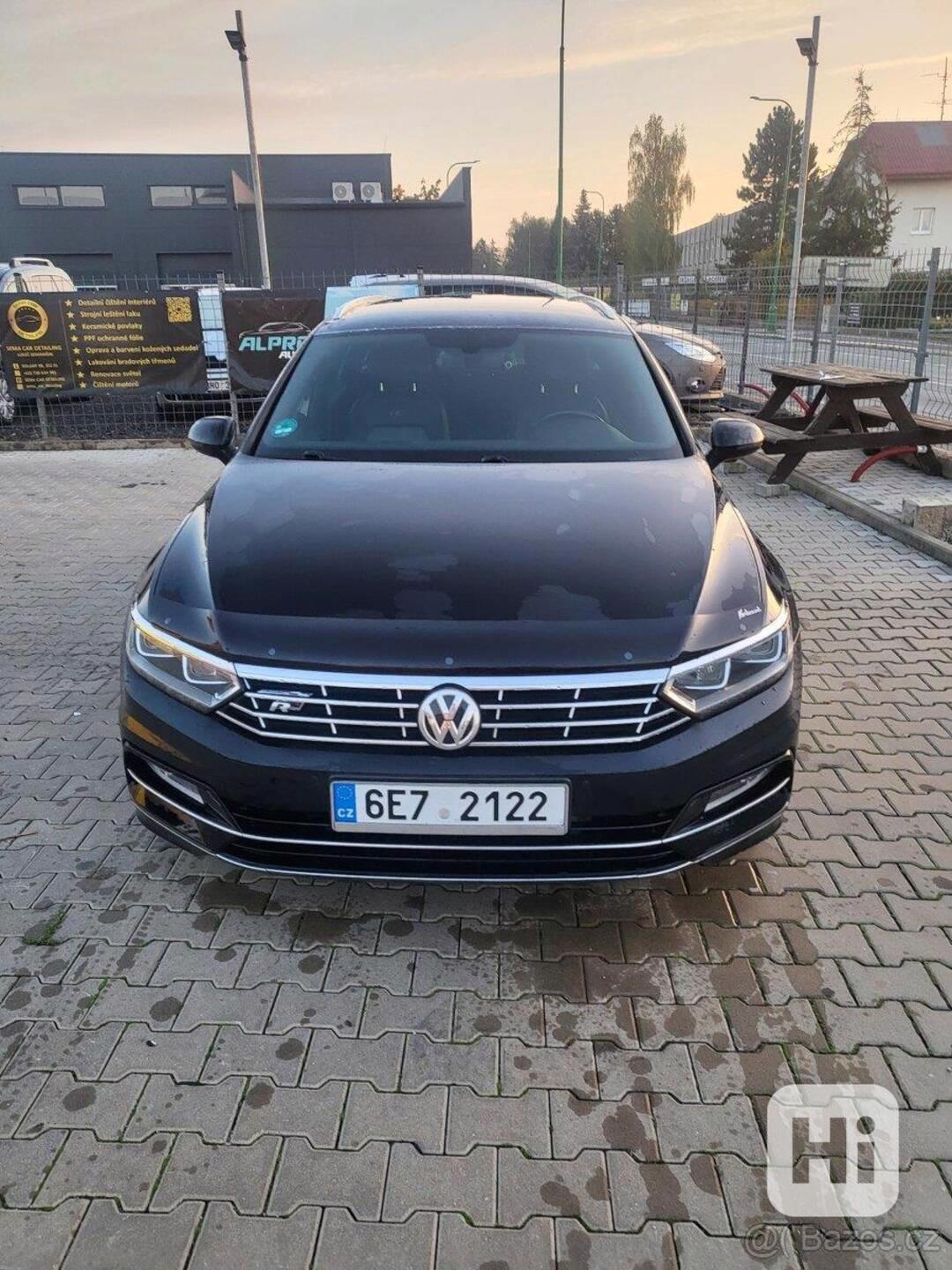 Volkswagen Passat 1,6   Prodám VW Passat RLine - foto 1