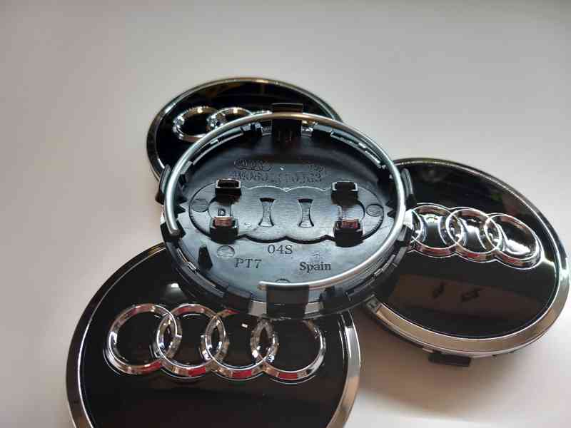Středové krytky Audi, 61x58mm, Black - foto 4
