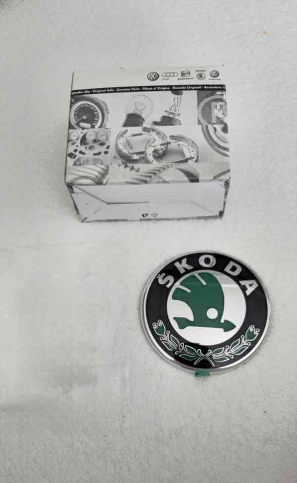Přední ORIGINÁL znak Octavia II 88 mm 3U0853621B Škoda - foto 2