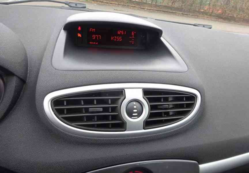 Renault Clio 1.2i r.v.2012 (55 kw) 1.Majitel - foto 8